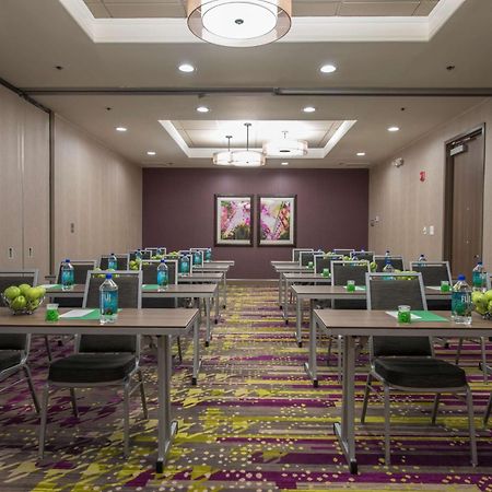 Doubletree By Hilton Winston Salem - University, Nc Bagian luar foto